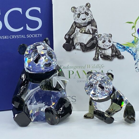 Swarovski Crystal Figurine 900918 MIB Pandas Panda and Cub S23